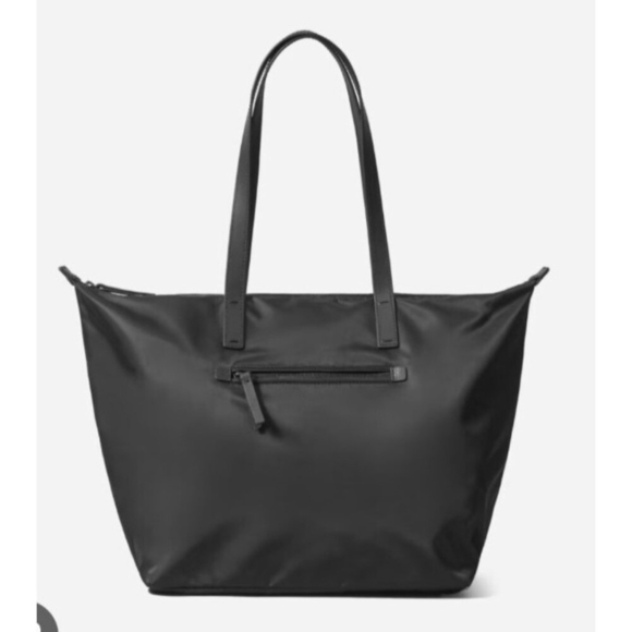 Everlane Recycled Nylon Tote Womens trevel bag - Picture 15 of 16